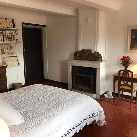 La Maison Joly * メネルブ