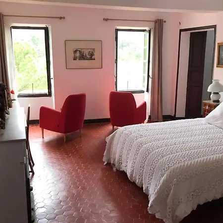 La Maison Joly メネルブ