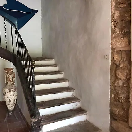La Maison Joly * メネルブ