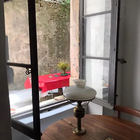ベッド・アンド・ブレックファスト La Maison Joly